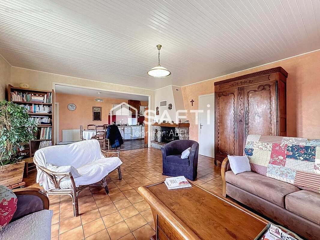 Photo 6 - Maison à LA CHAPELLE-SAINT-LAURENT