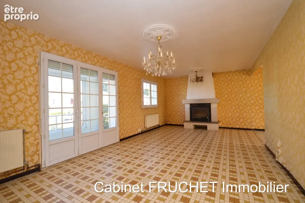 CHANTONNAY - Maison 3 sous-sol, proche centre ville - photo 5