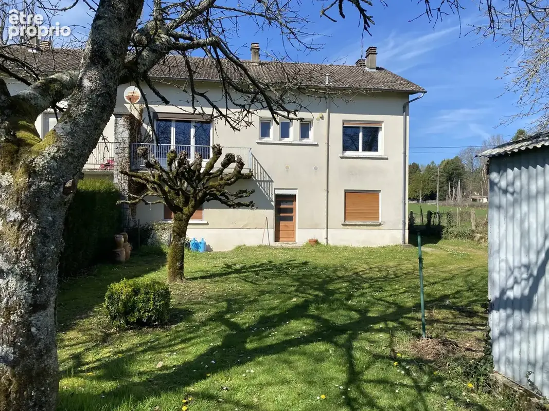 Maison à LINARDS