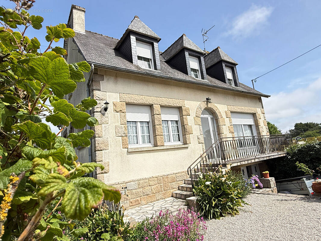 Maison à QUEVERT