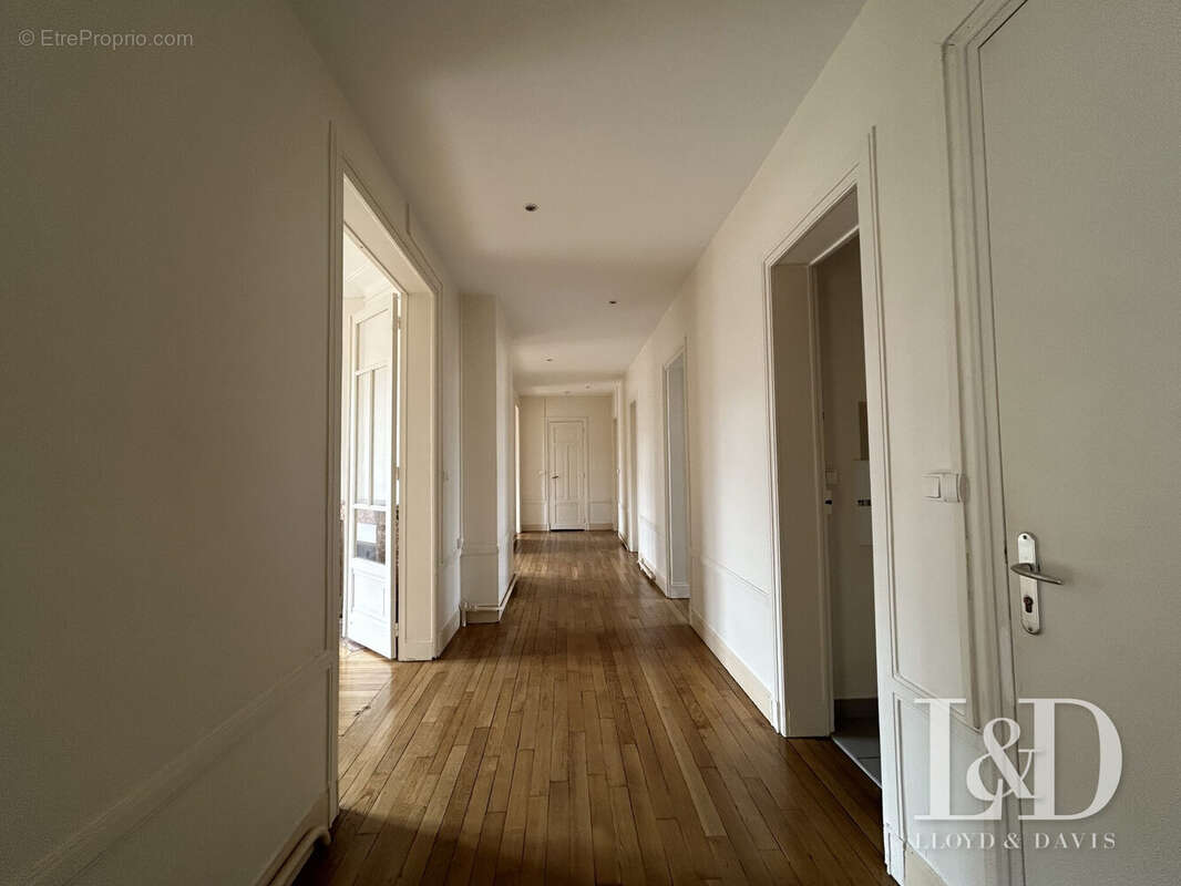 couloir - Appartement à SOISSONS