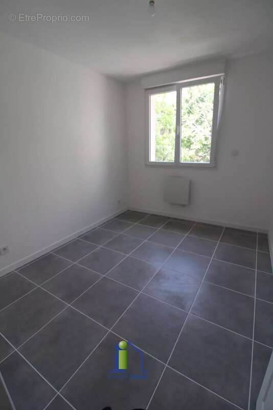 Appartement à MARSEILLE-9E