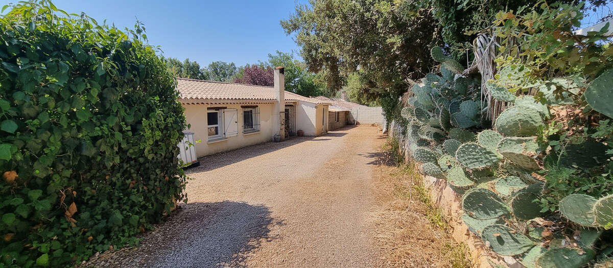 Villa individuelle 3/4P 82m2 , Véranda, Chalet , Piscine sur 1042m2 de terrain - photo 5