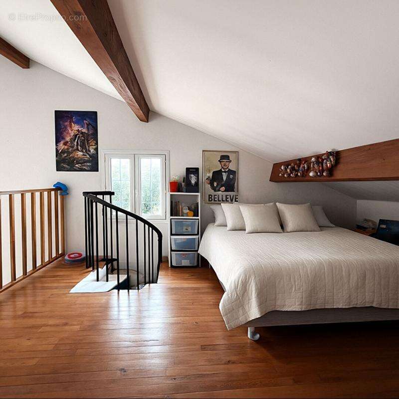 Maison à LEZIGNAN-CORBIERES