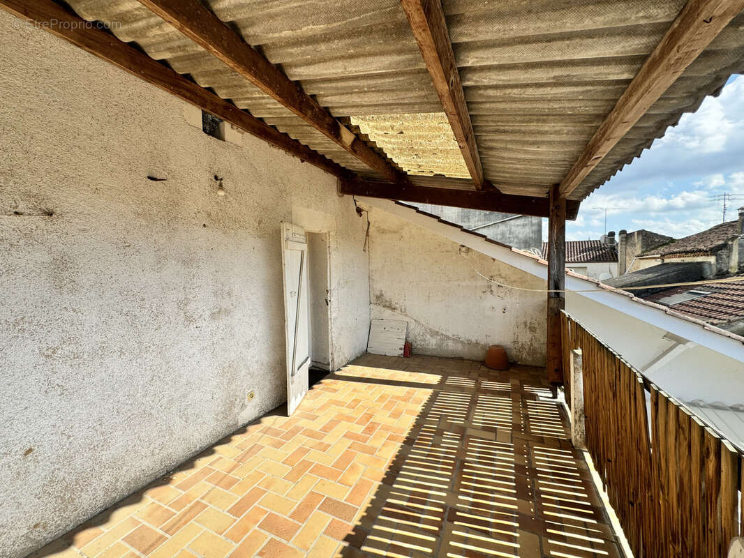 Maison à FUMEL