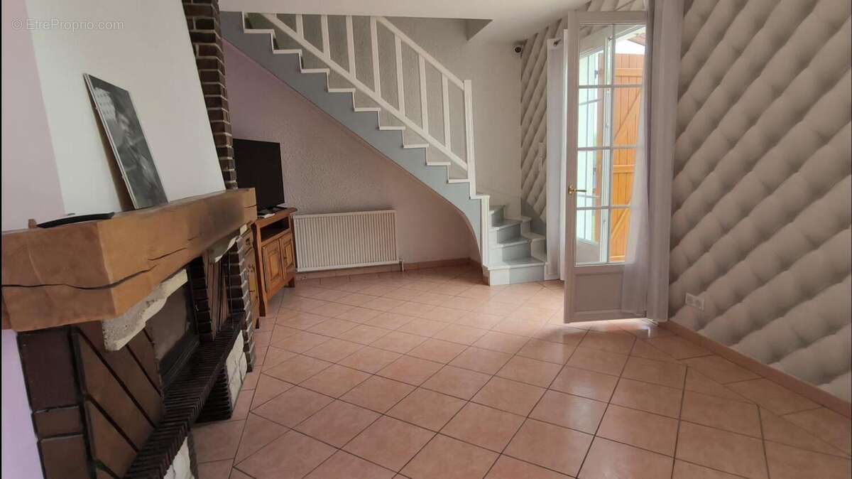 Photo 3 - Maison à CHARMONT-SOUS-BARBUISE