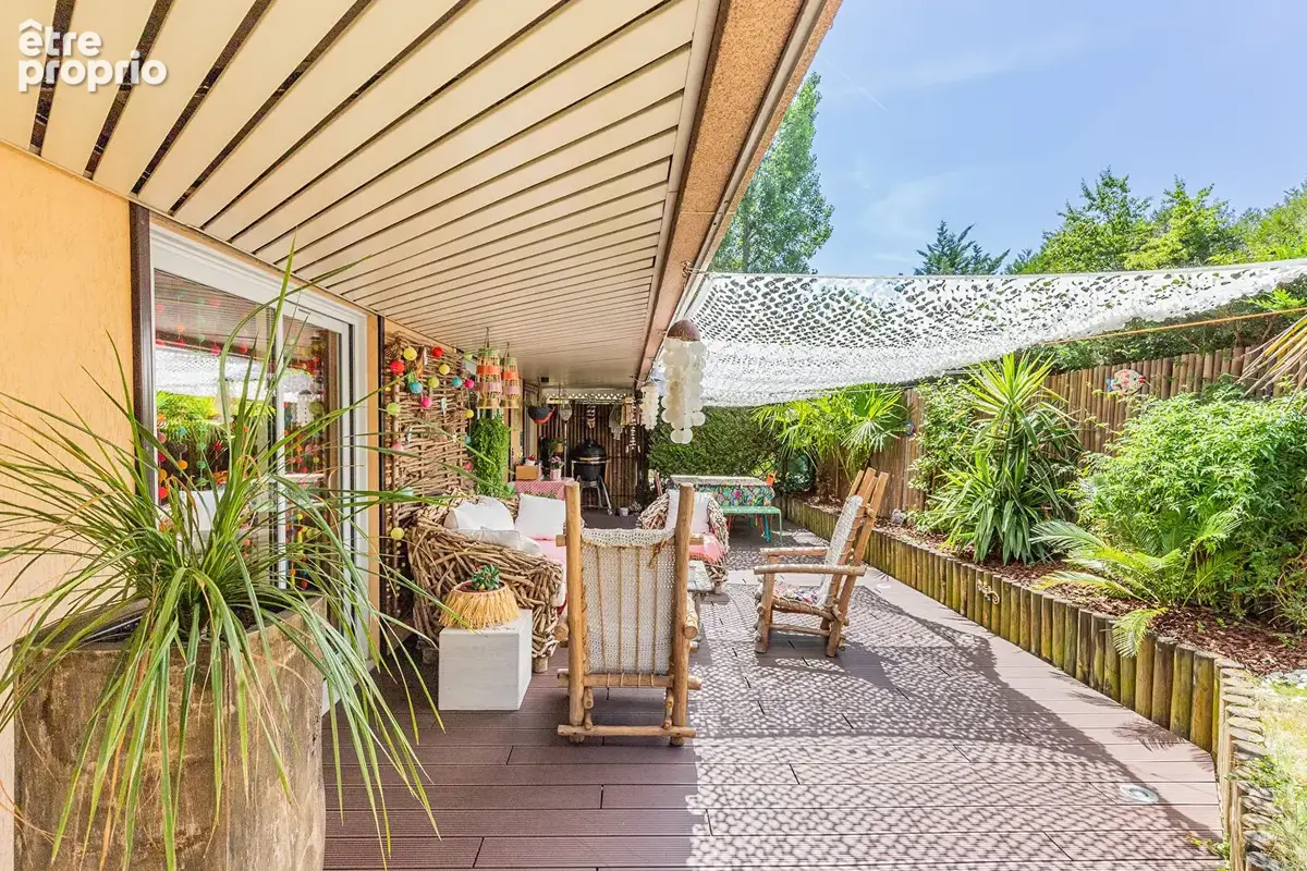 Appartement à VERRIERES-LE-BUISSON