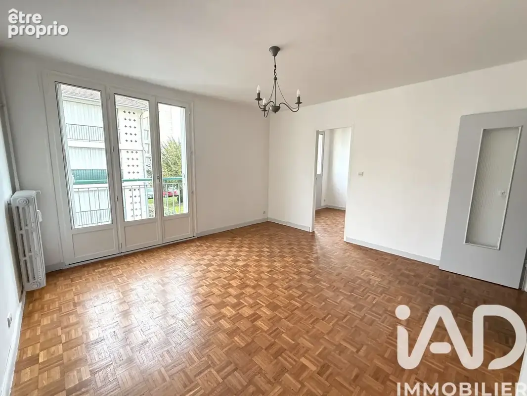Photo 1 - Appartement à COMPIEGNE