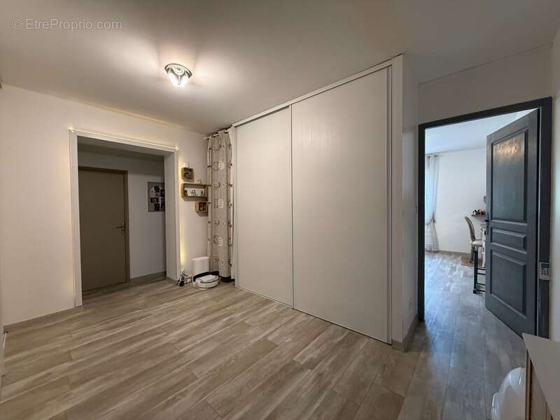 Maison à SAINT-MARTIN-DE-VALGALGUES