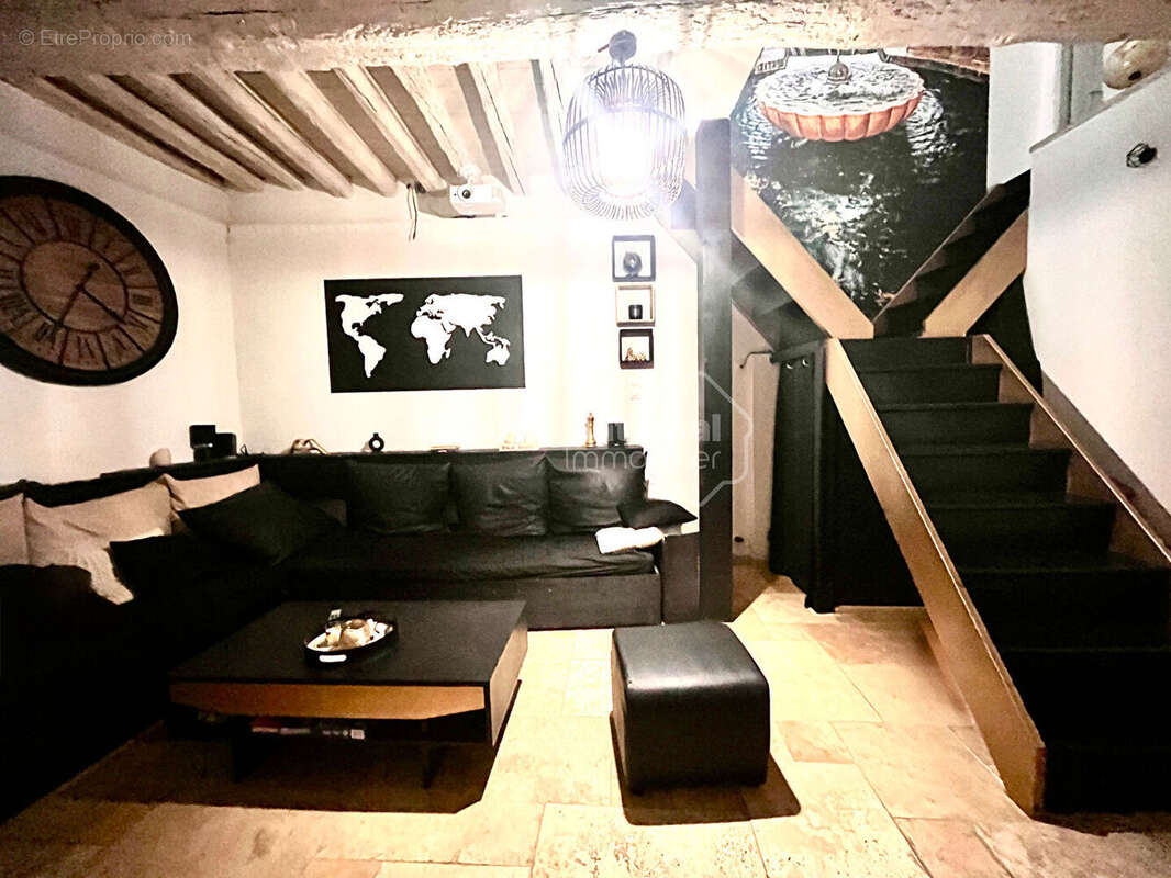 Maison à CABANNES