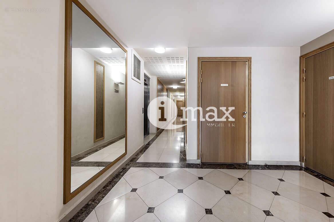Appartement à LEVALLOIS-PERRET