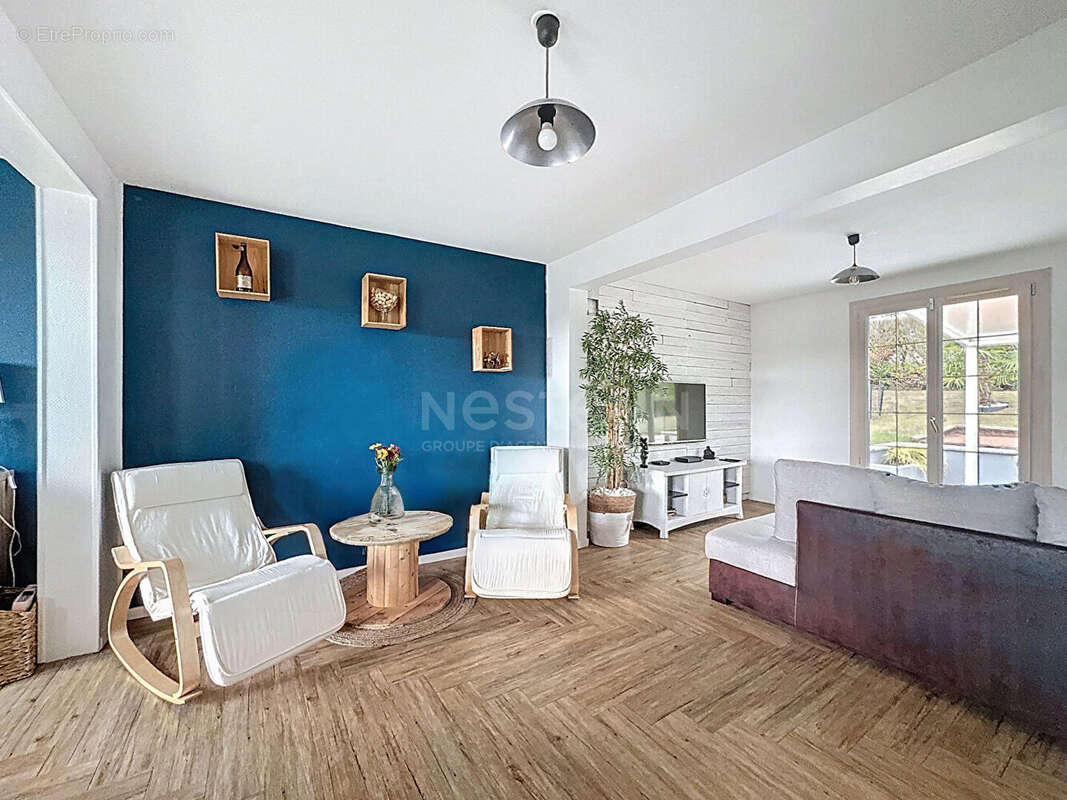 Maison à SAINT-LEU-D&#039;ESSERENT