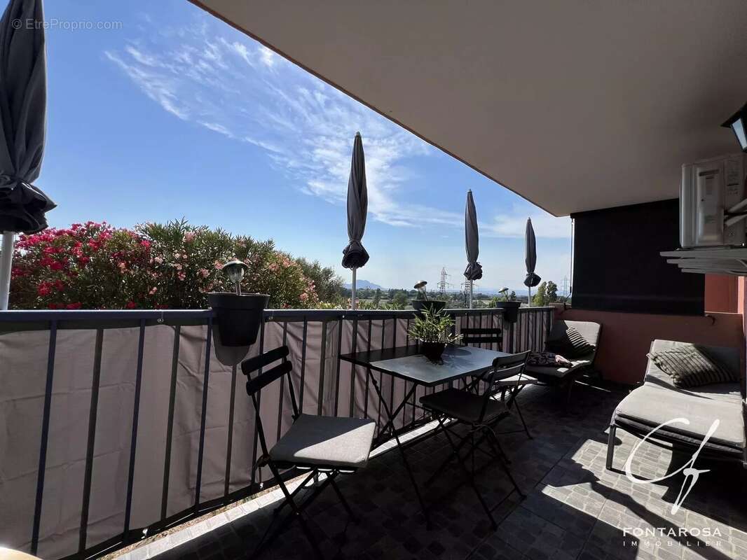 Appartement à FREJUS