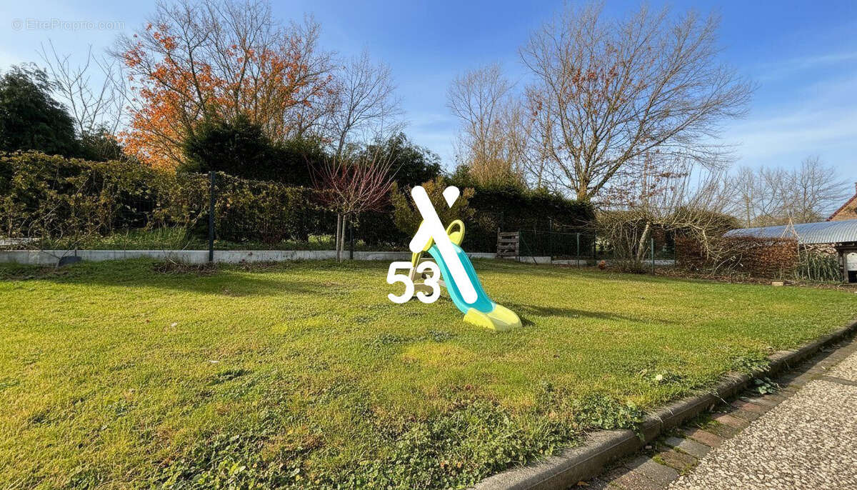 Maison à EPERLECQUES