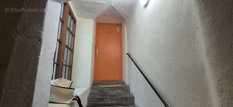 Immeuble de Rapport à vendre en Centre Ville de SAINT AMBROIX (GARD 30) - photo 9
