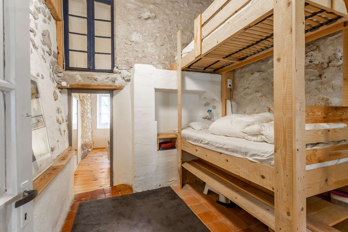 Maison à ROQUECOR