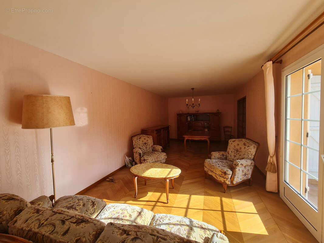 Maison à BELIN-BELIET