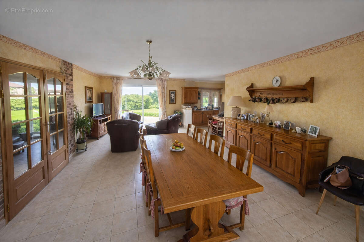 Maison à FOREST-EN-CAMBRESIS