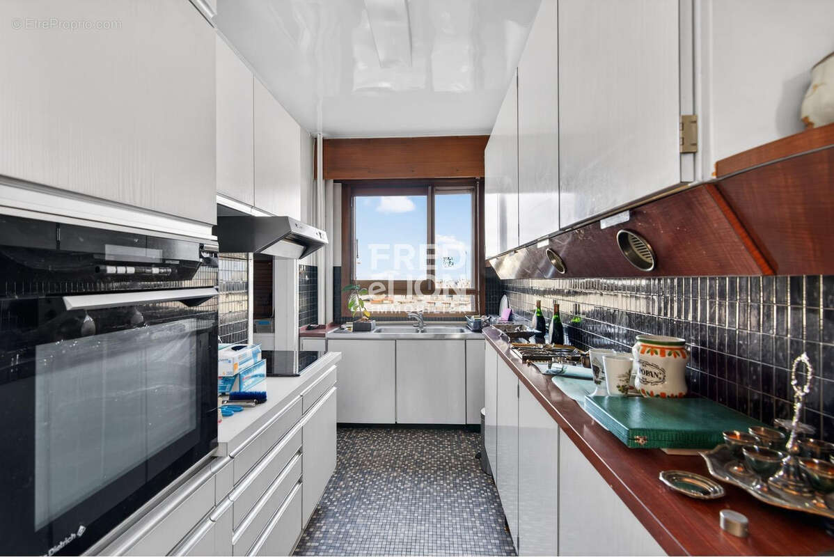 Appartement à PARIS-19E