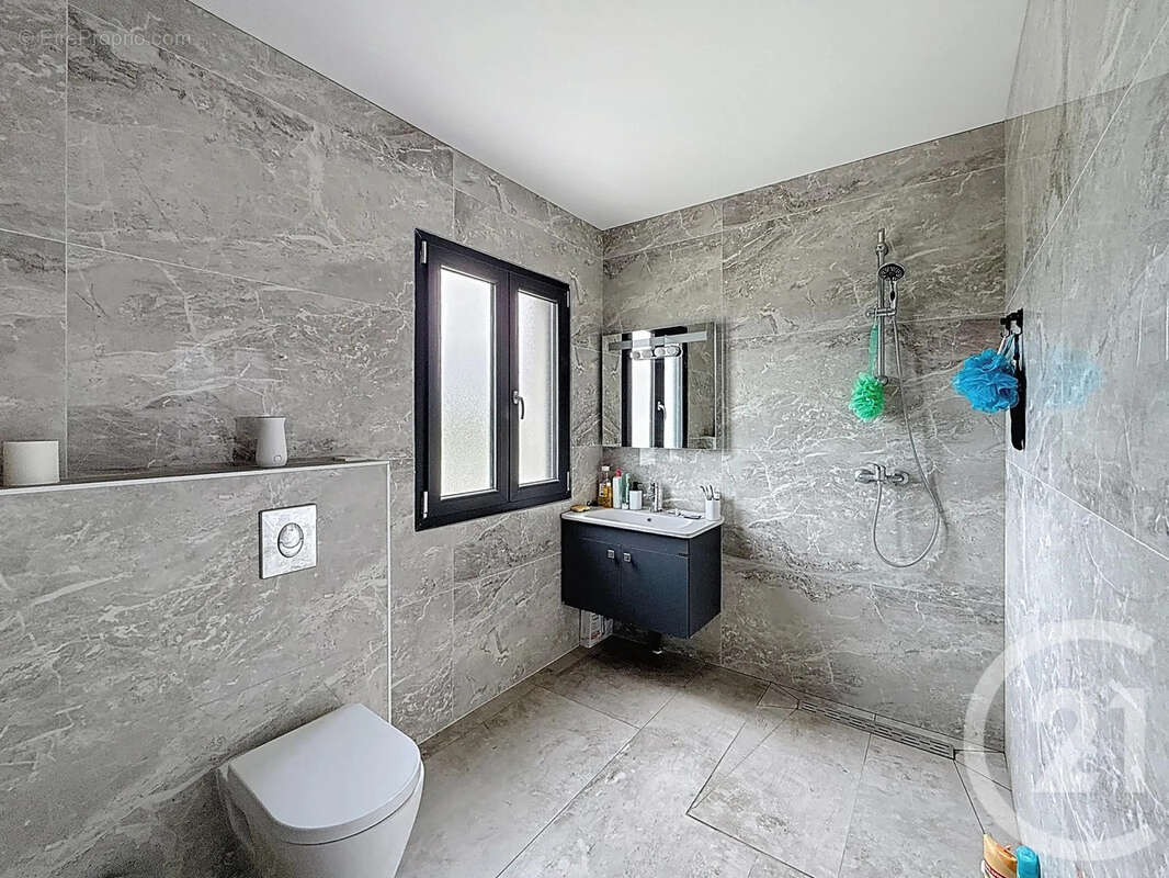 Maison 151 m² à Fontaine-Francaise  - photo 8