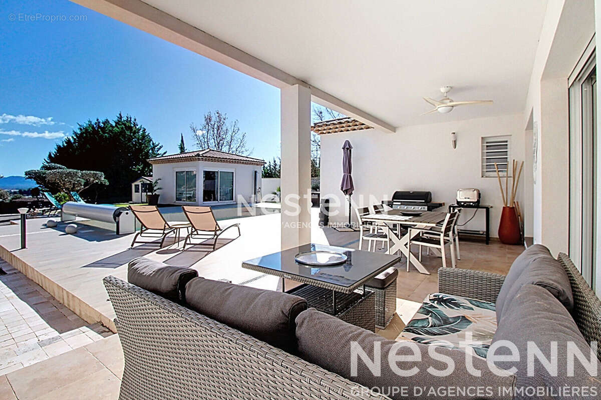 Maison à LE CANNET-DES-MAURES