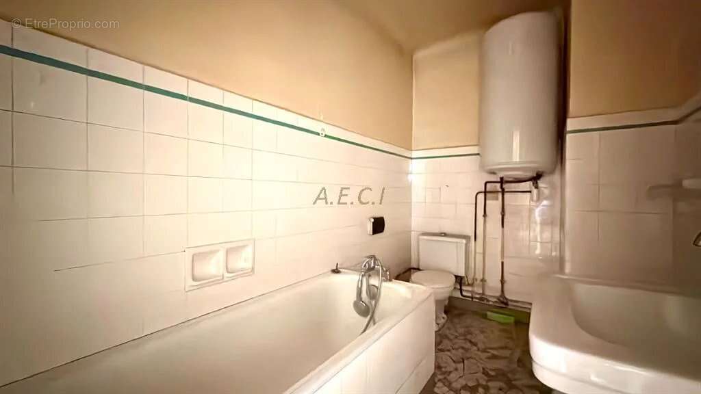 Appartement à ASNIERES-SUR-SEINE