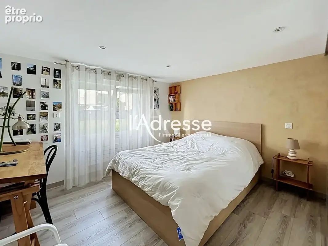 SAINT-AVERTIN - Maison entièrement rénovée de 111m² avec 4 chambres et sous-sol aménagé - photo 6