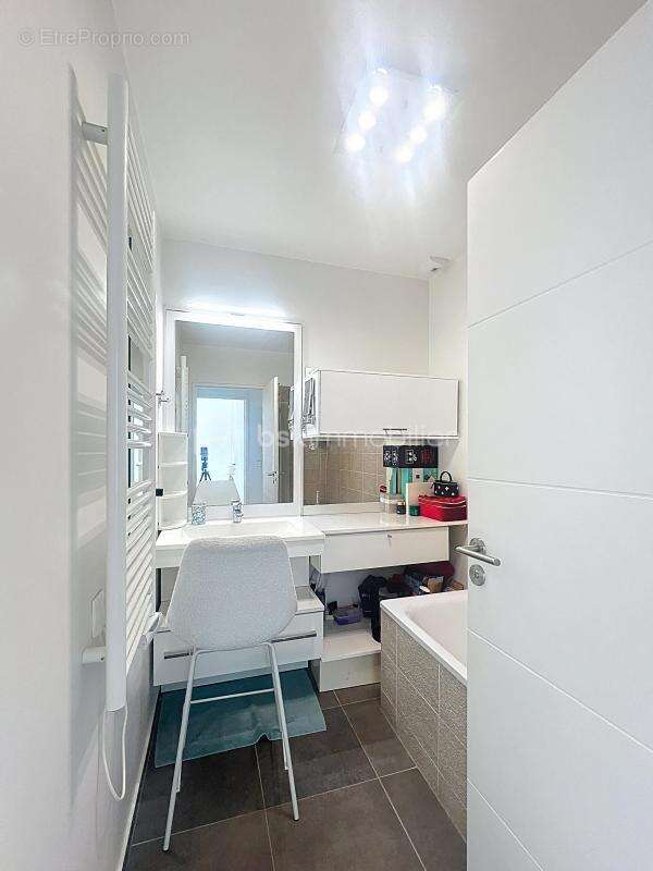 Appartement à IVRY-SUR-SEINE