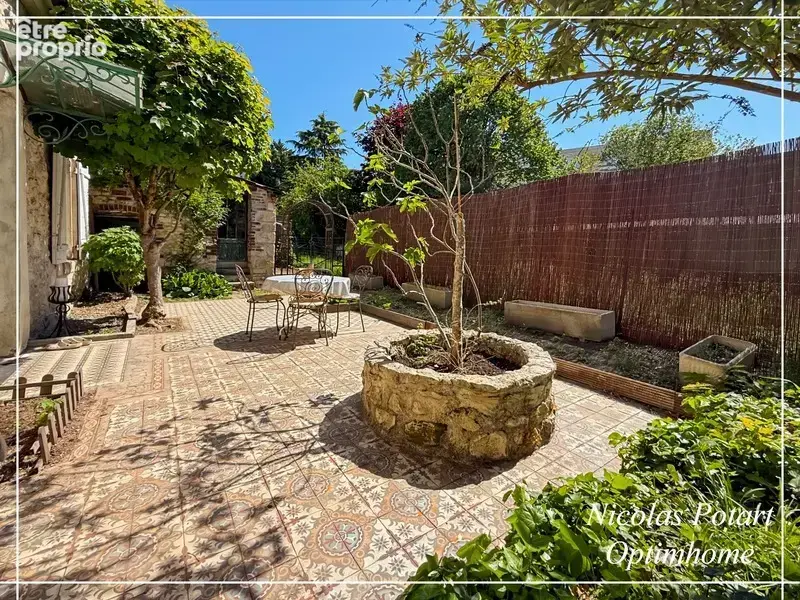 Maison familiale de charme en pierre – Cadre bucolique & potentiel locatif - photo 2