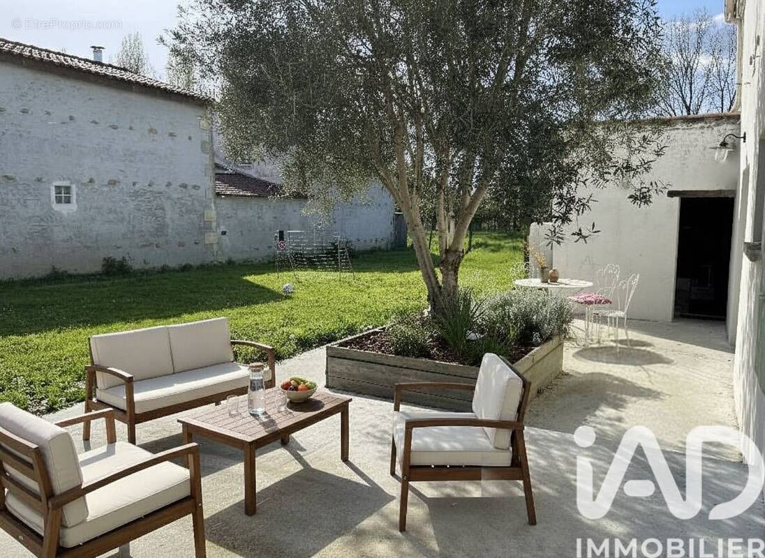Photo 1 - Maison à COURCON