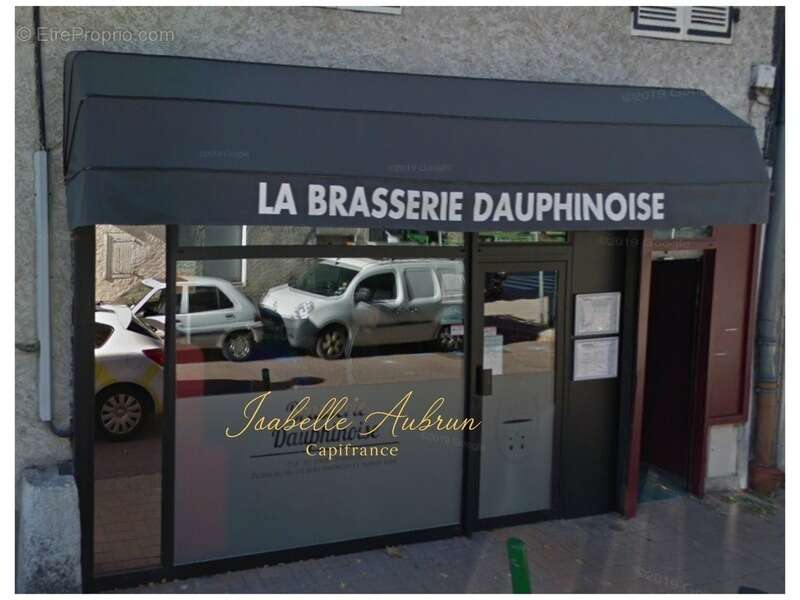 Commerce à SAINT-EGREVE