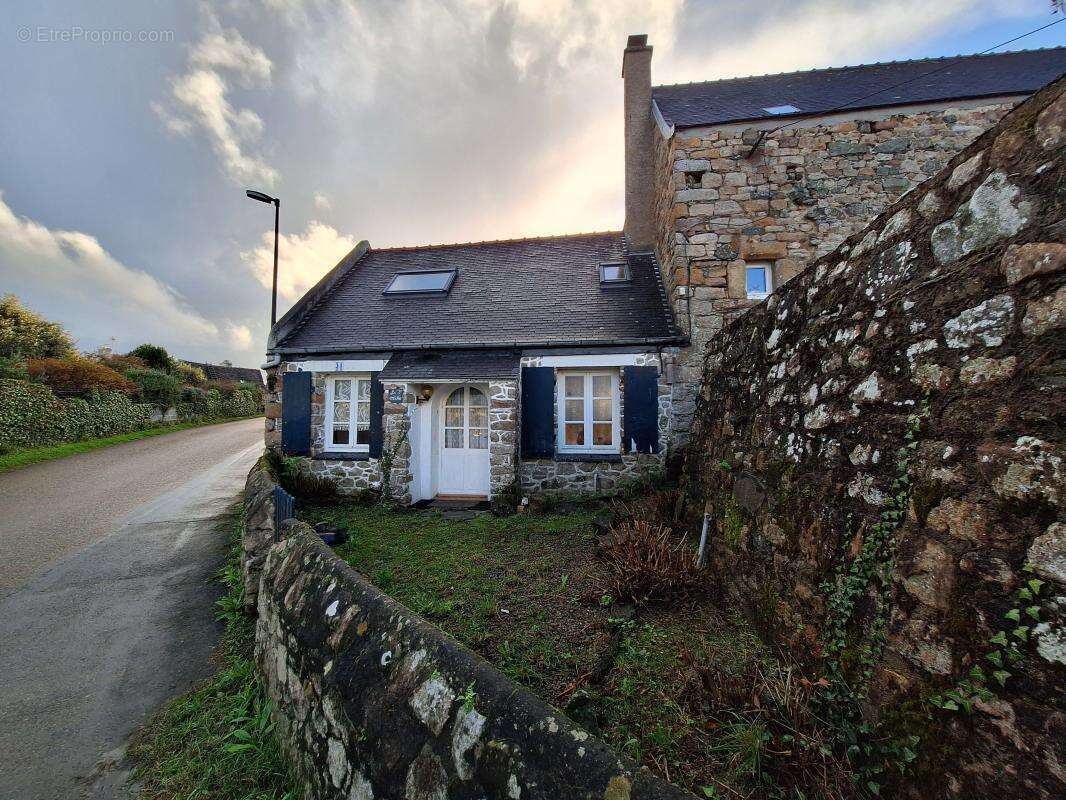 Maison à PLOUEZOC'H