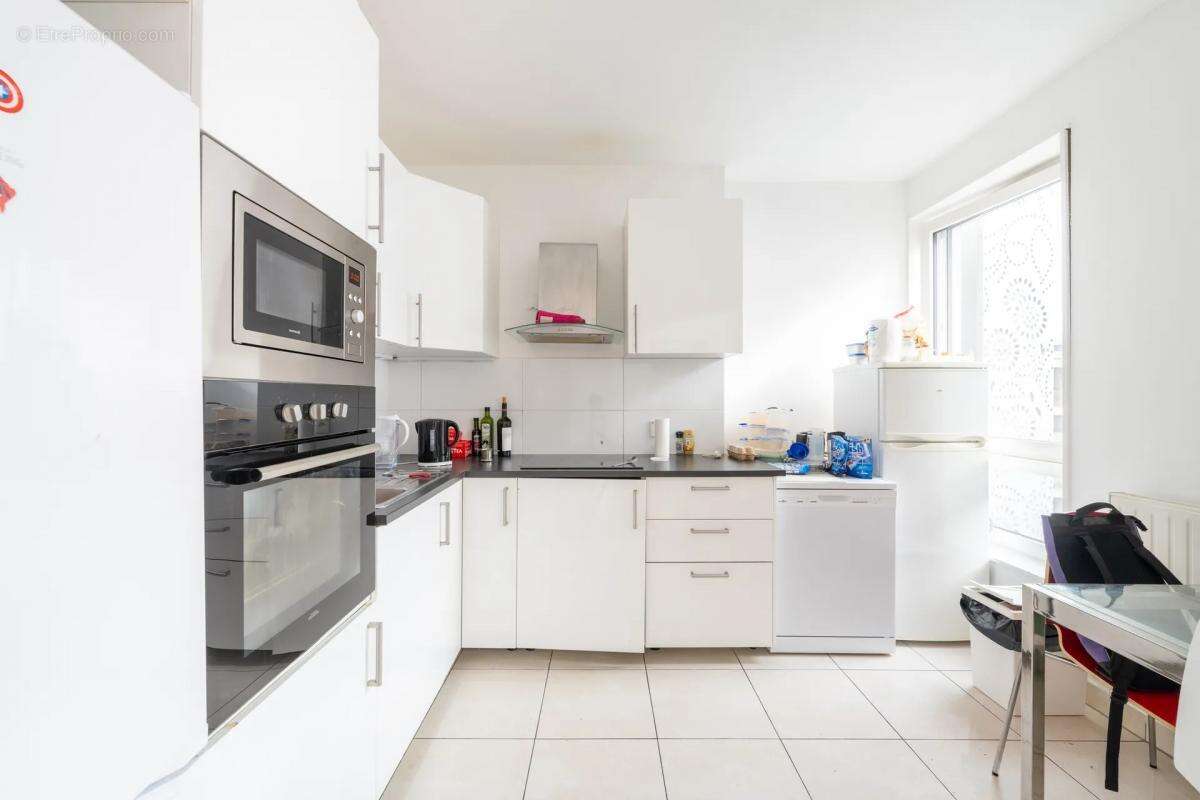 Appartement à PARIS-19E