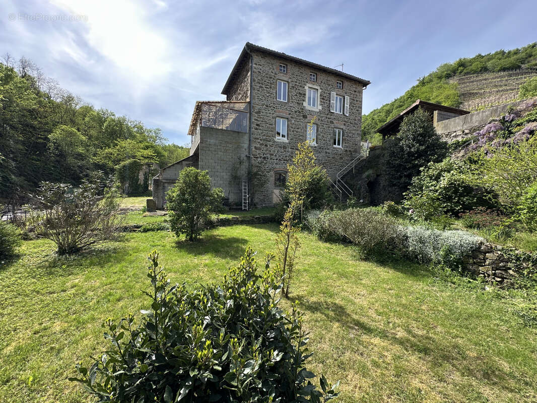 Maison à CHAVANAY