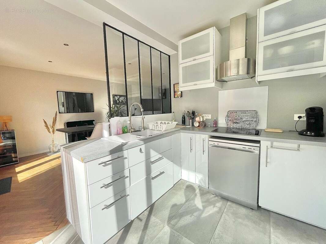 Maison à LA CHAPELLE-BOUEXIC