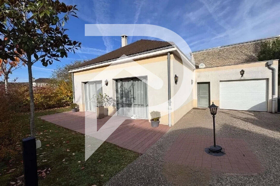 Maison à L&#039;ISLE-ADAM