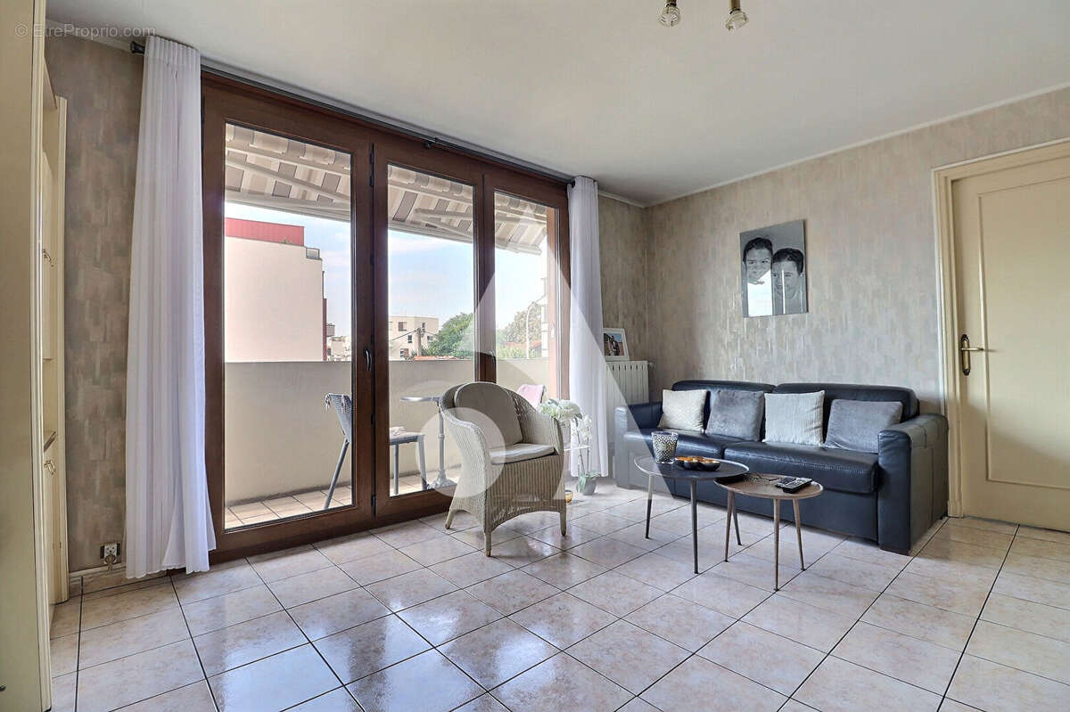 Appartement à ROMAINVILLE