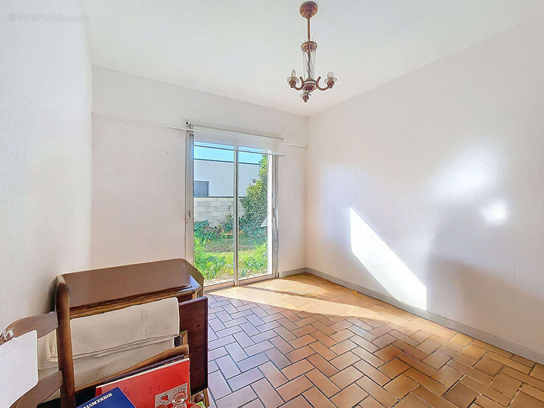 Maison à PAREMPUYRE