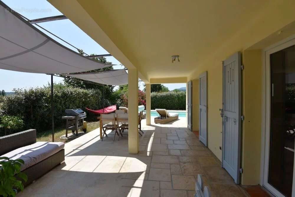 Maison à FAYENCE