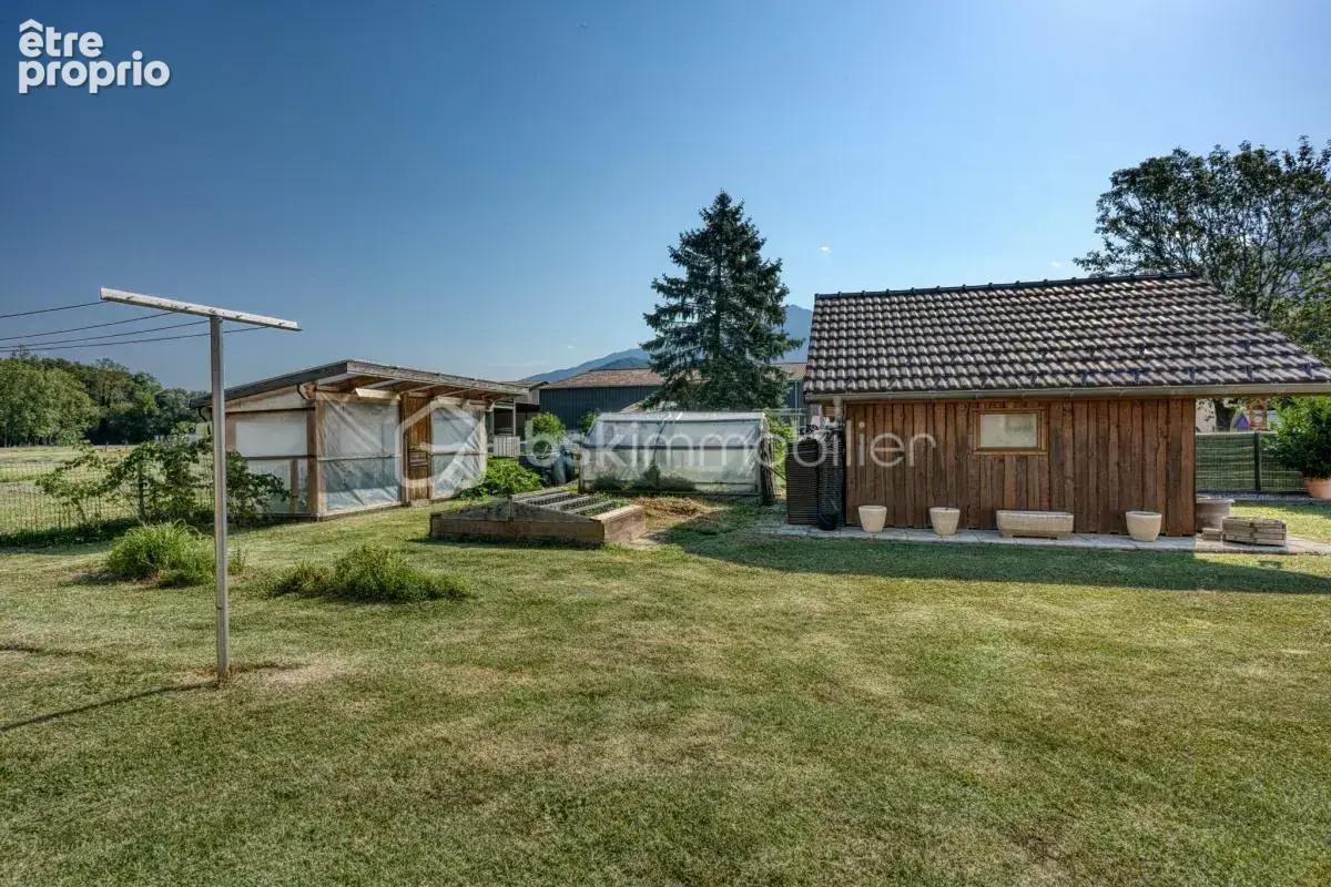 Maison familiale 169 m² – Vie de plain-pied, terrain de + 1 600 m² et vue montagnes à Bourgneuf - photo 13