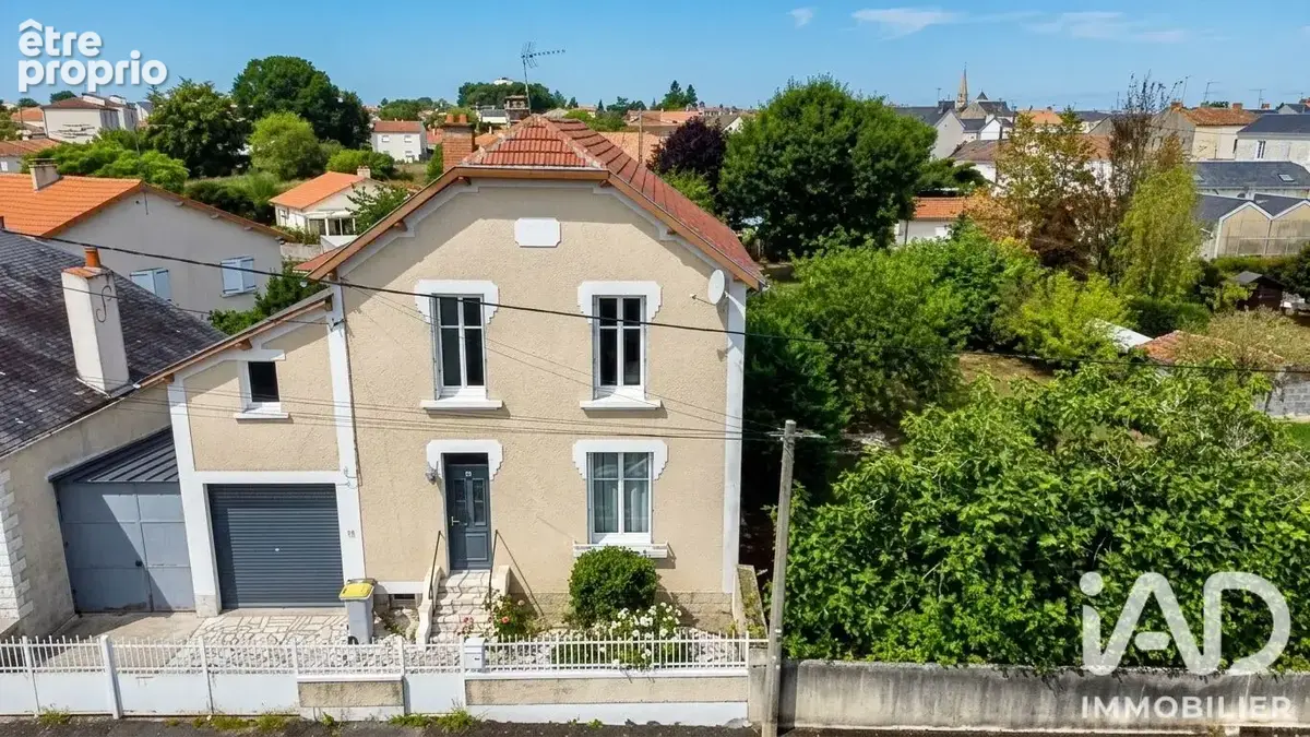 Photo 1 - Maison à PARTHENAY
