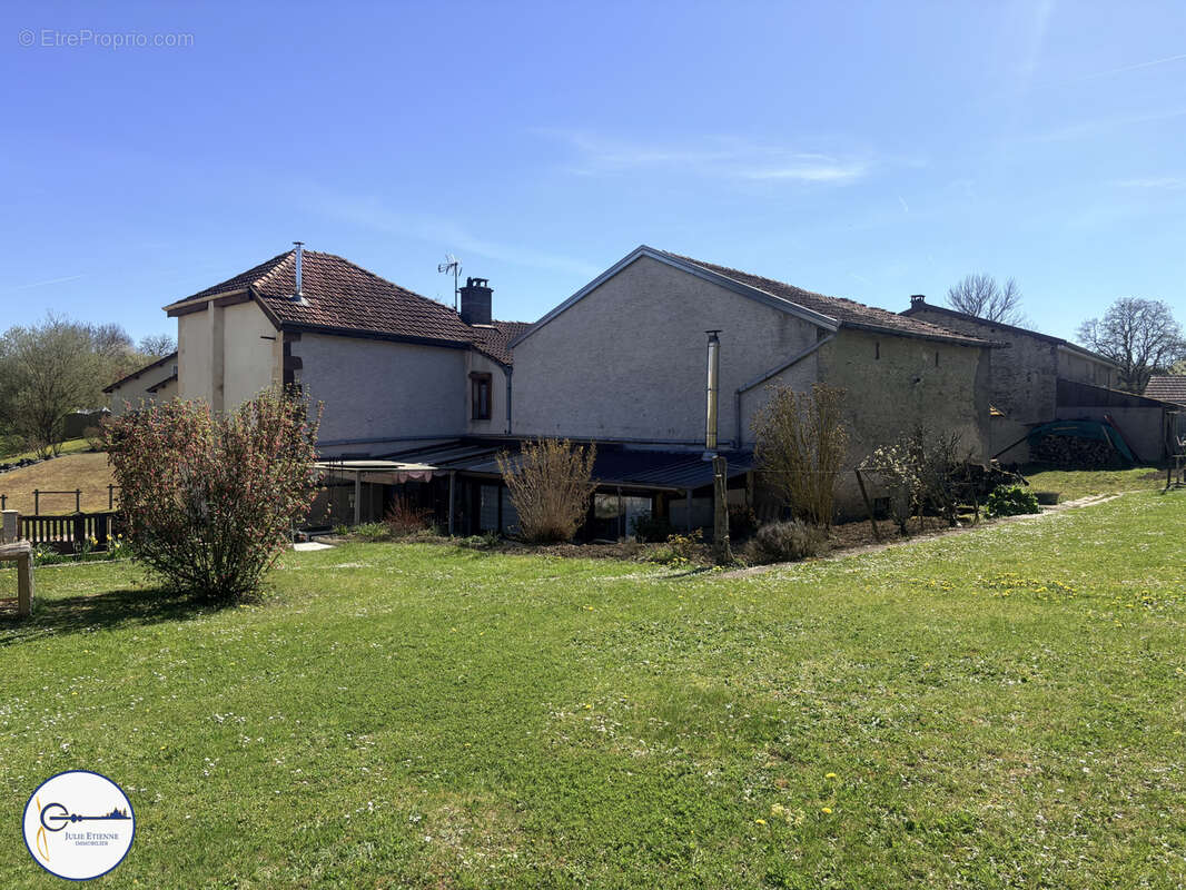 Maison de village Dompaire 7 pièces 213,77 m2 - photo 2