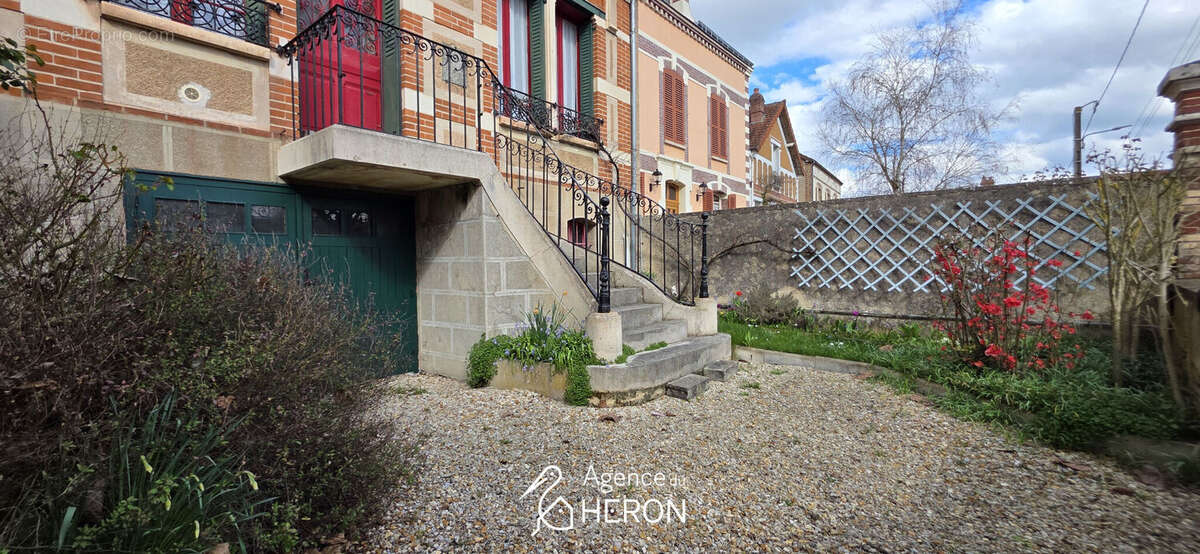 Photo 3 - Maison à PONT-SUR-YONNE