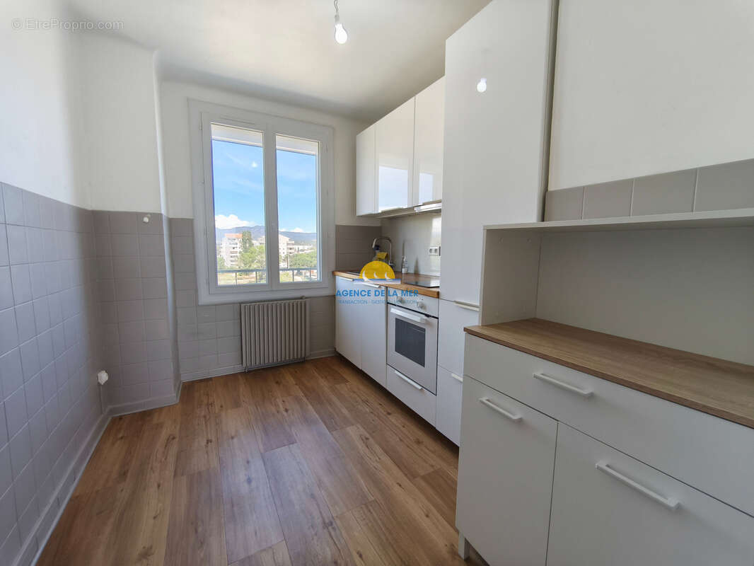 Appartement à FREJUS