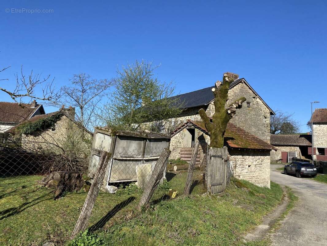Maison à AUGNE