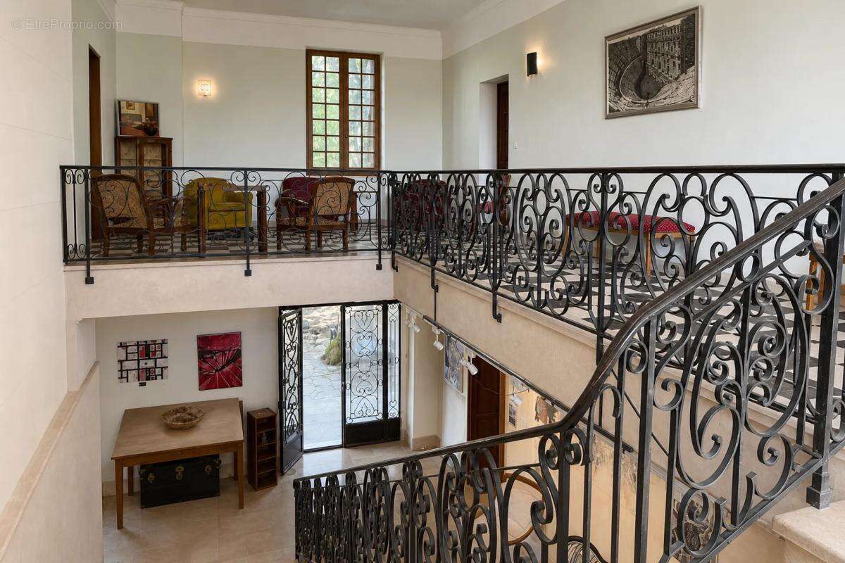 Maison à MONTOLIEU