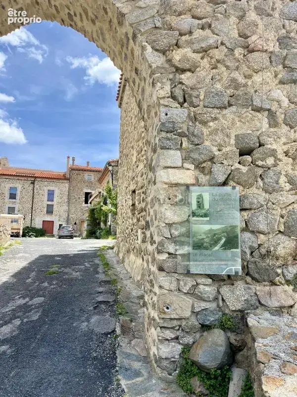 Appartement exceptionnel de 148 m² dans château médiéval du XIIème siècle - photo 9