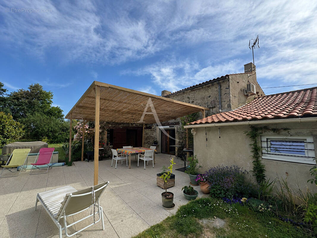 Maison à LA CHAPELLE-HERMIER