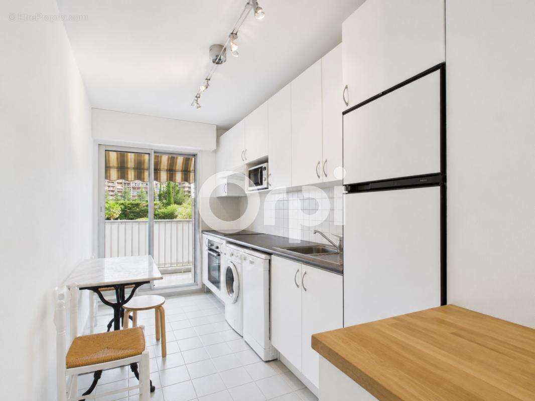 Appartement à MANDELIEU-LA-NAPOULE