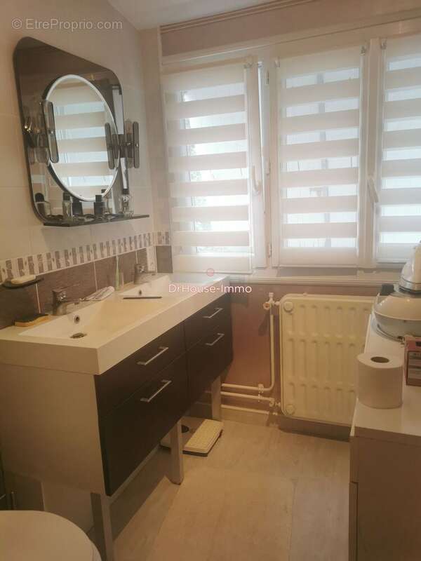 Maison à CHATELLERAULT